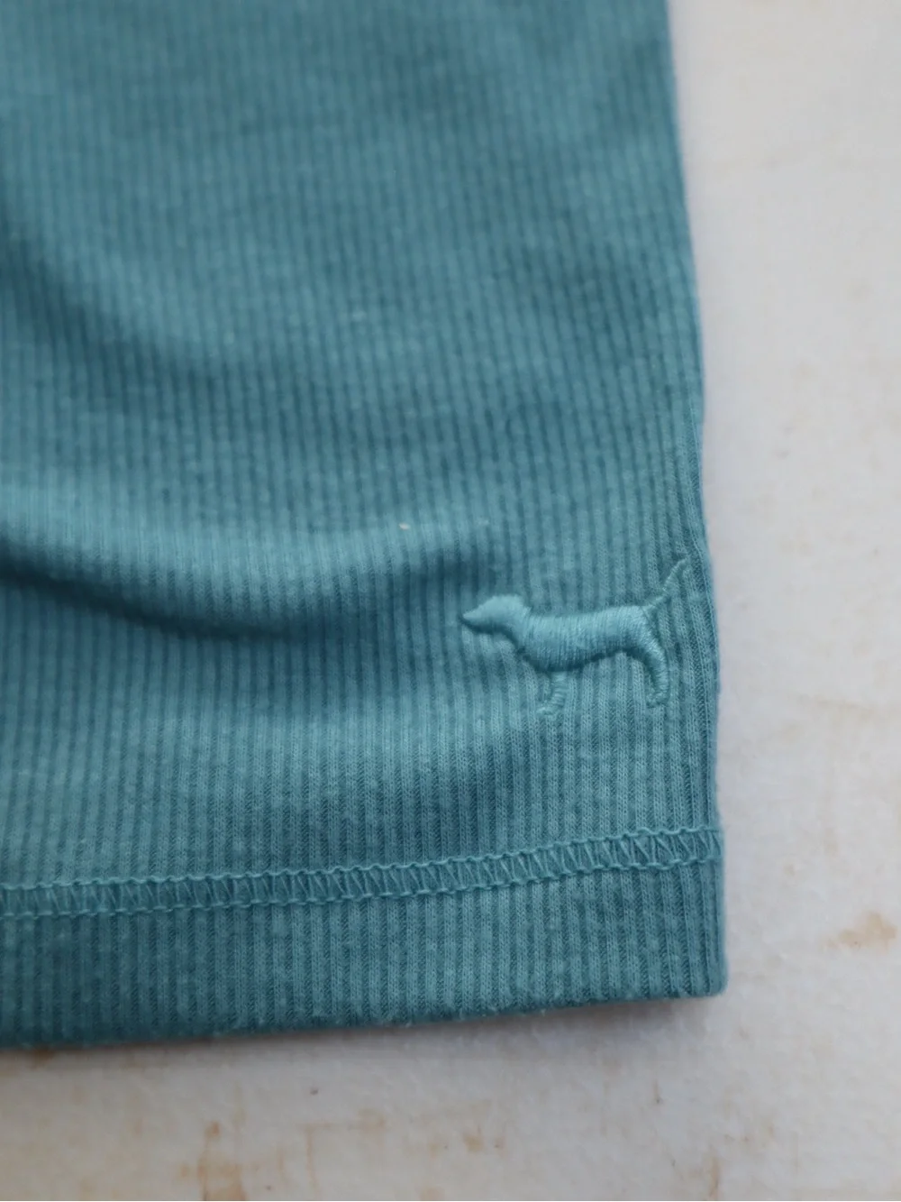 PINK Victoria's Secret Short Sleeve Crewneck Tee in Teal-S